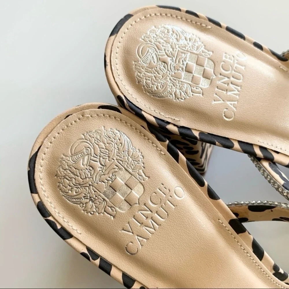Vince Camuto Sandals 9.5 New